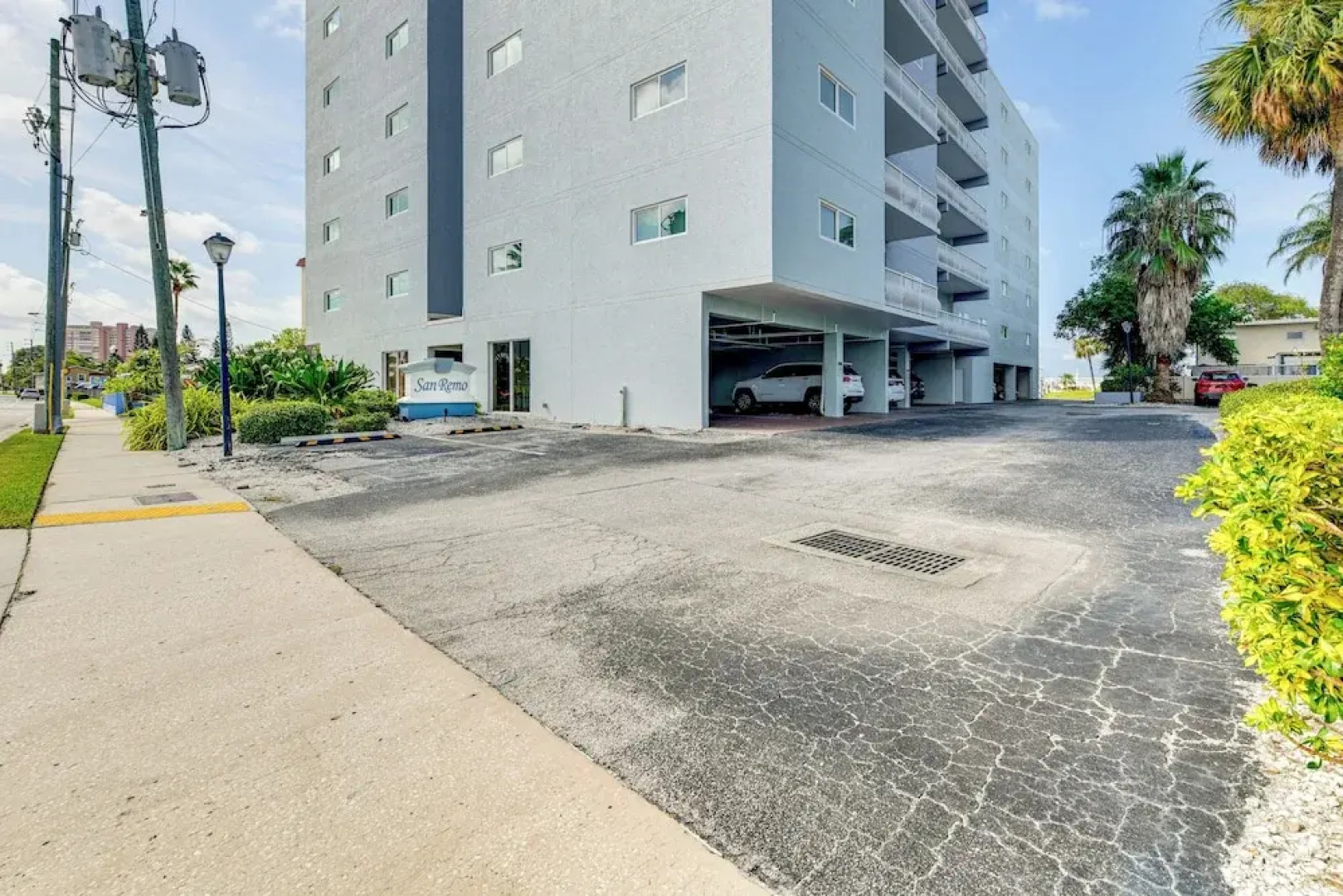 Condo w/ Gulf View! Walk to Redington Beach