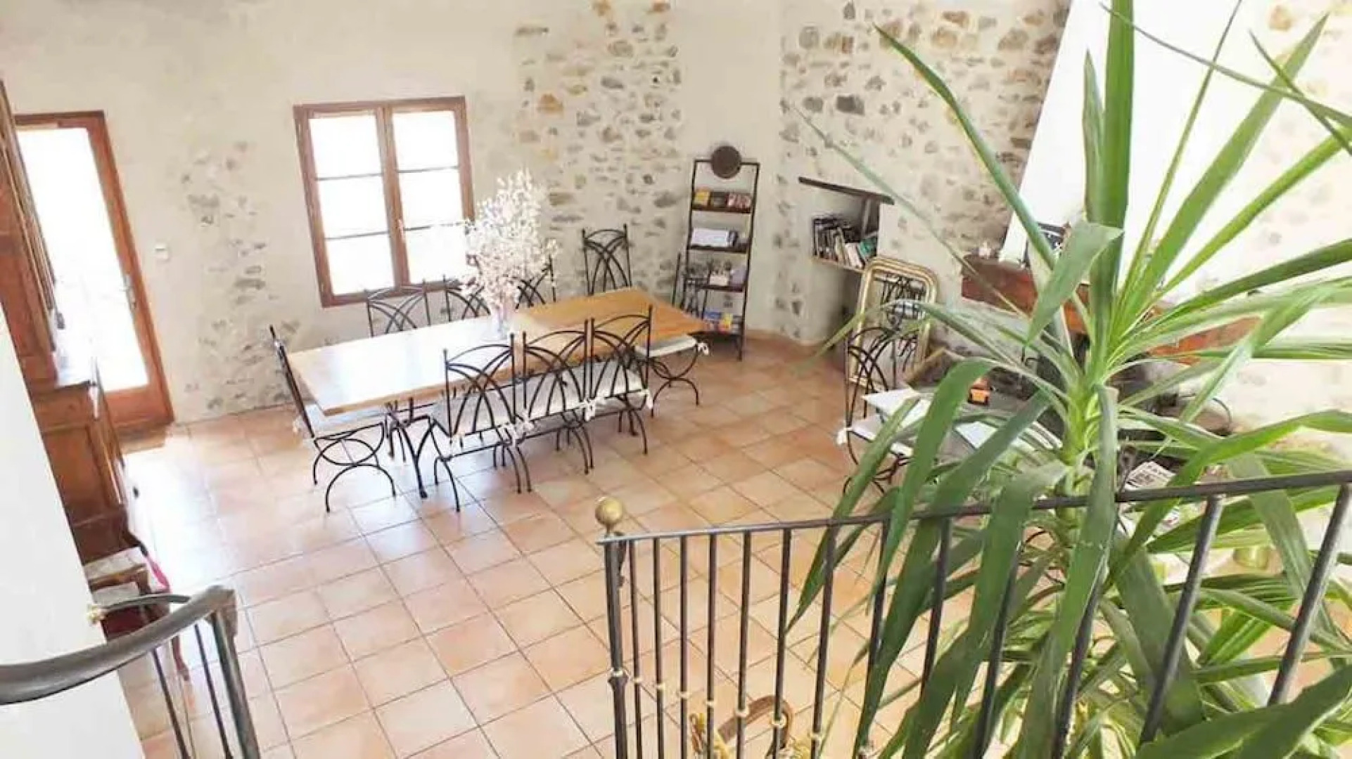 Écurie De Cucugnan. Chambres d'hotes