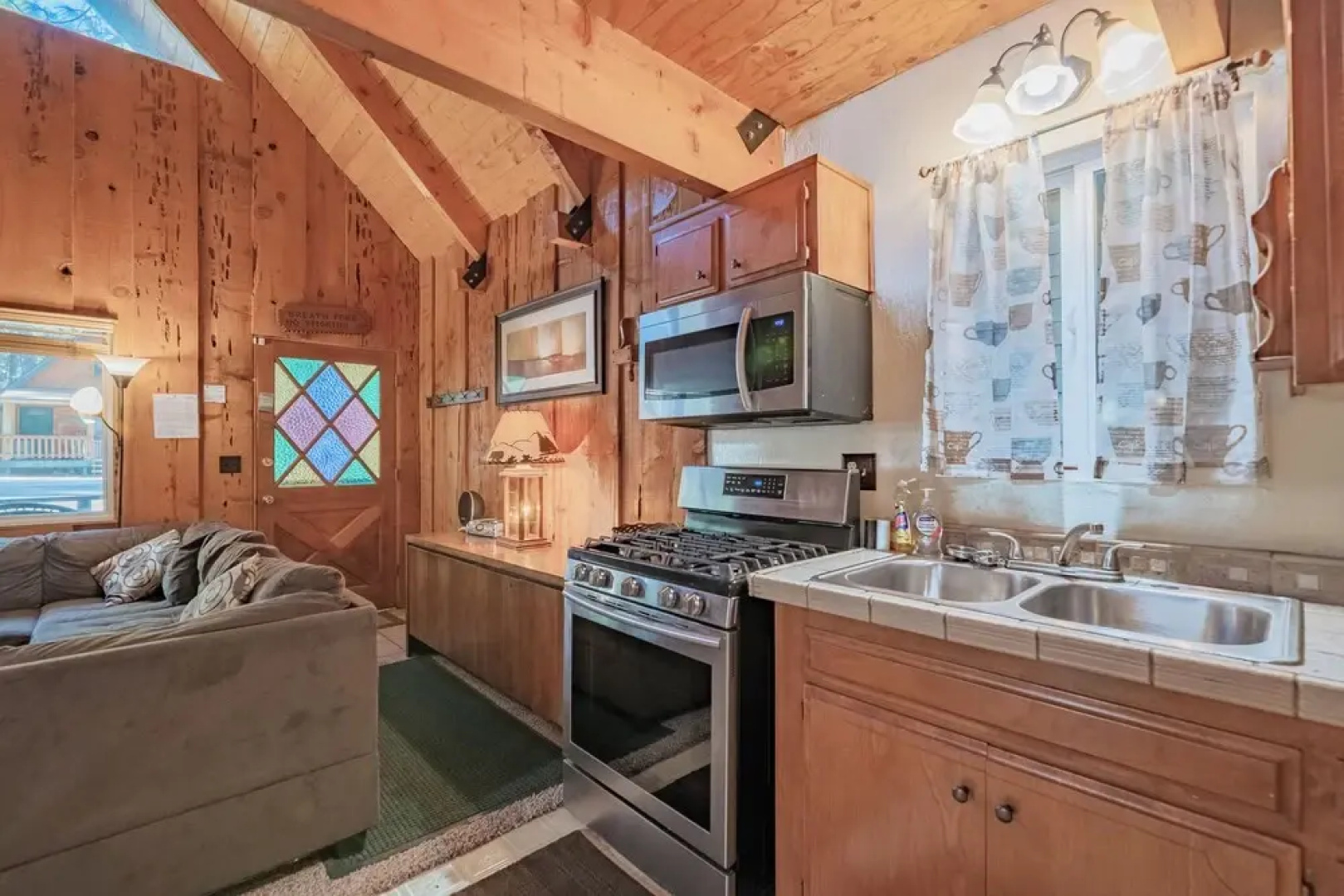 Moonridge Hideaway