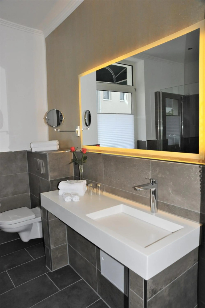 Hotel Rheinischer Hof