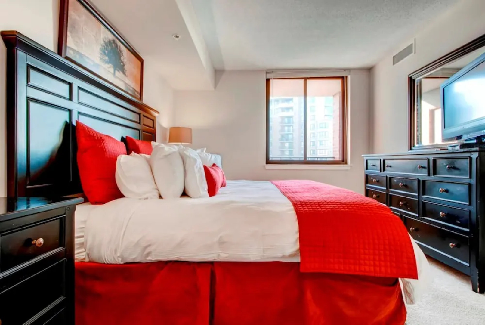 Global Luxury Suites at Spring Hill