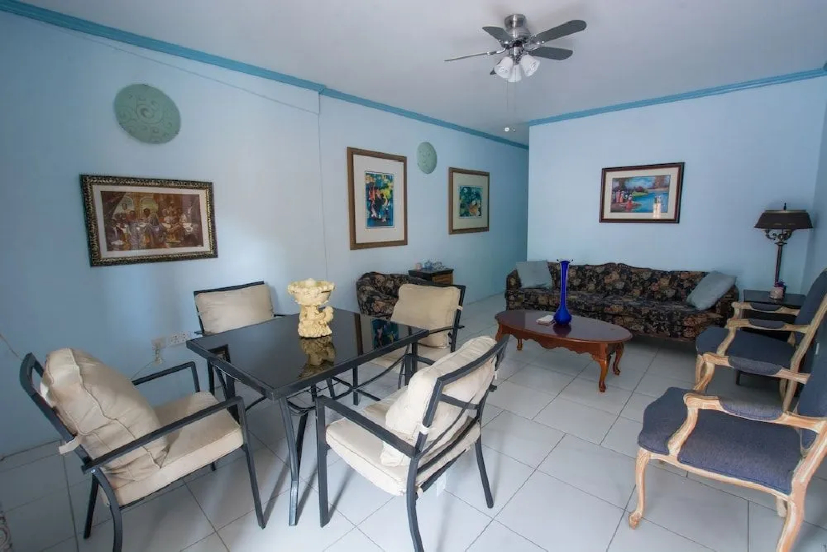 ClarenceVille Villa Apartments