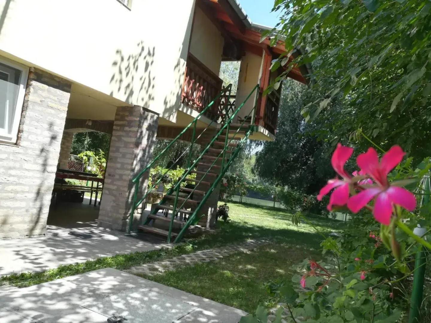 Tiszavirág Vendégház