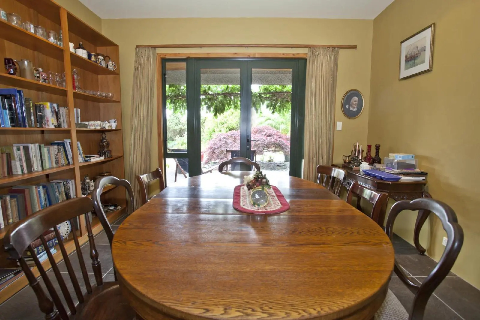 Highgate Bed and Breakfast & Garden