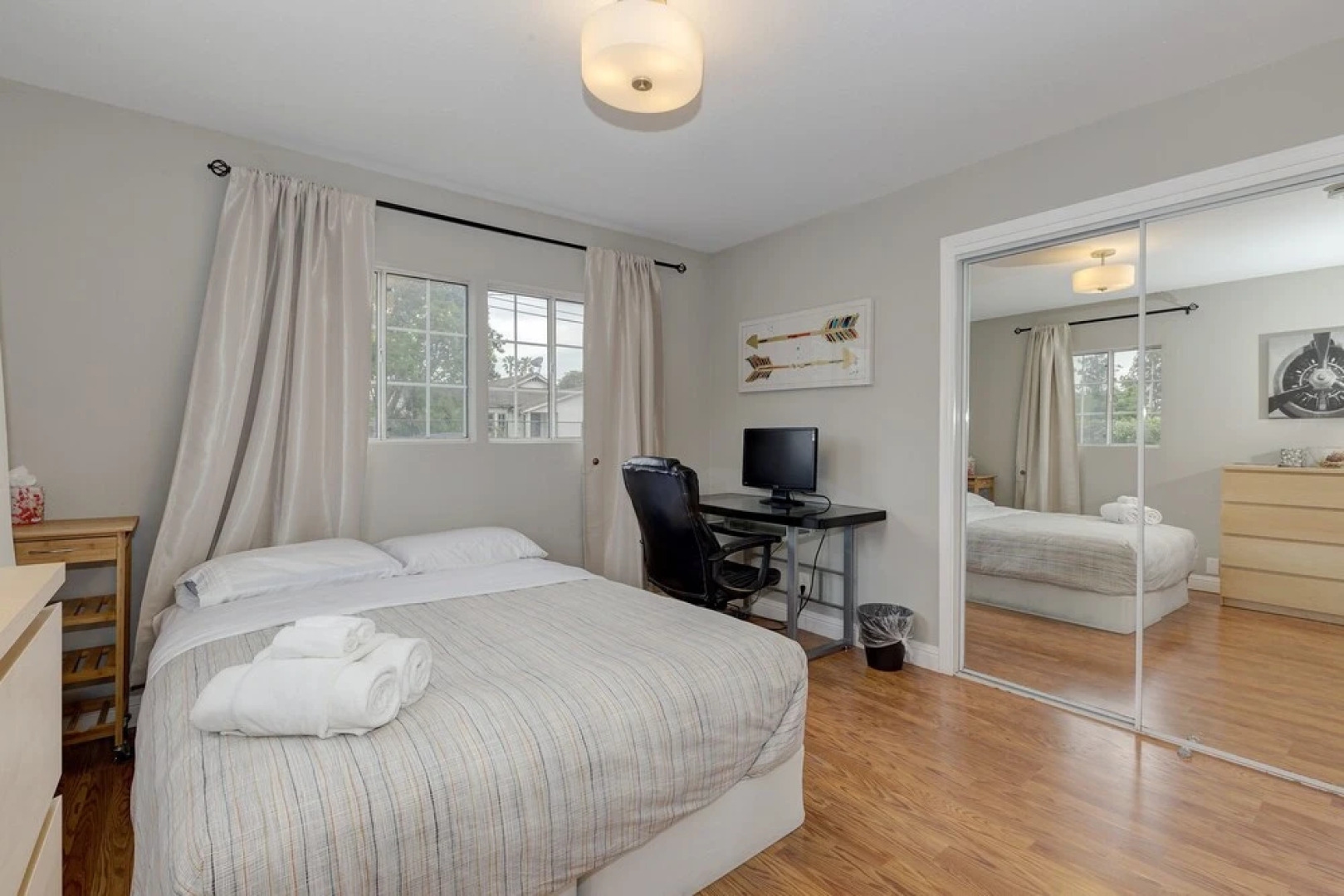 Cozy 2bd House, Minutes From Fb And Stanford Univ! 2 Bedroom Home by RedAwning