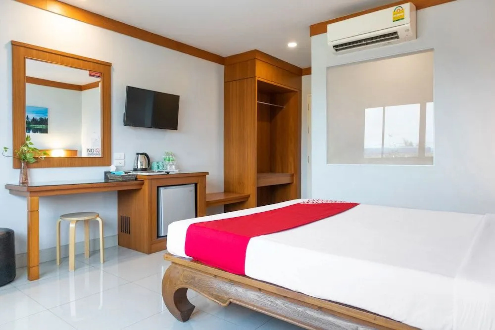 OYO 728 The Hopp Airport