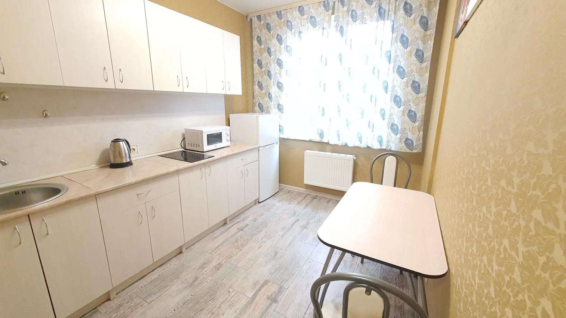 Квартирки НН на улице Июльских Дней 1 корпус 2