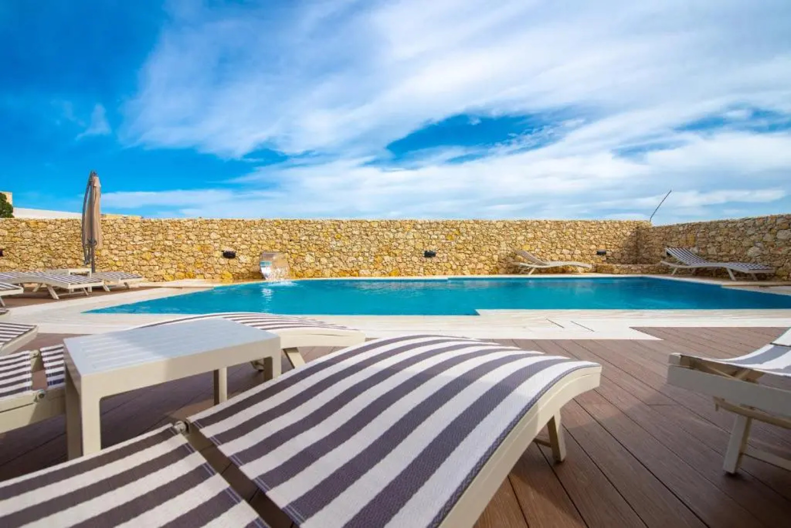 Santa Lucia Boutique Hotel