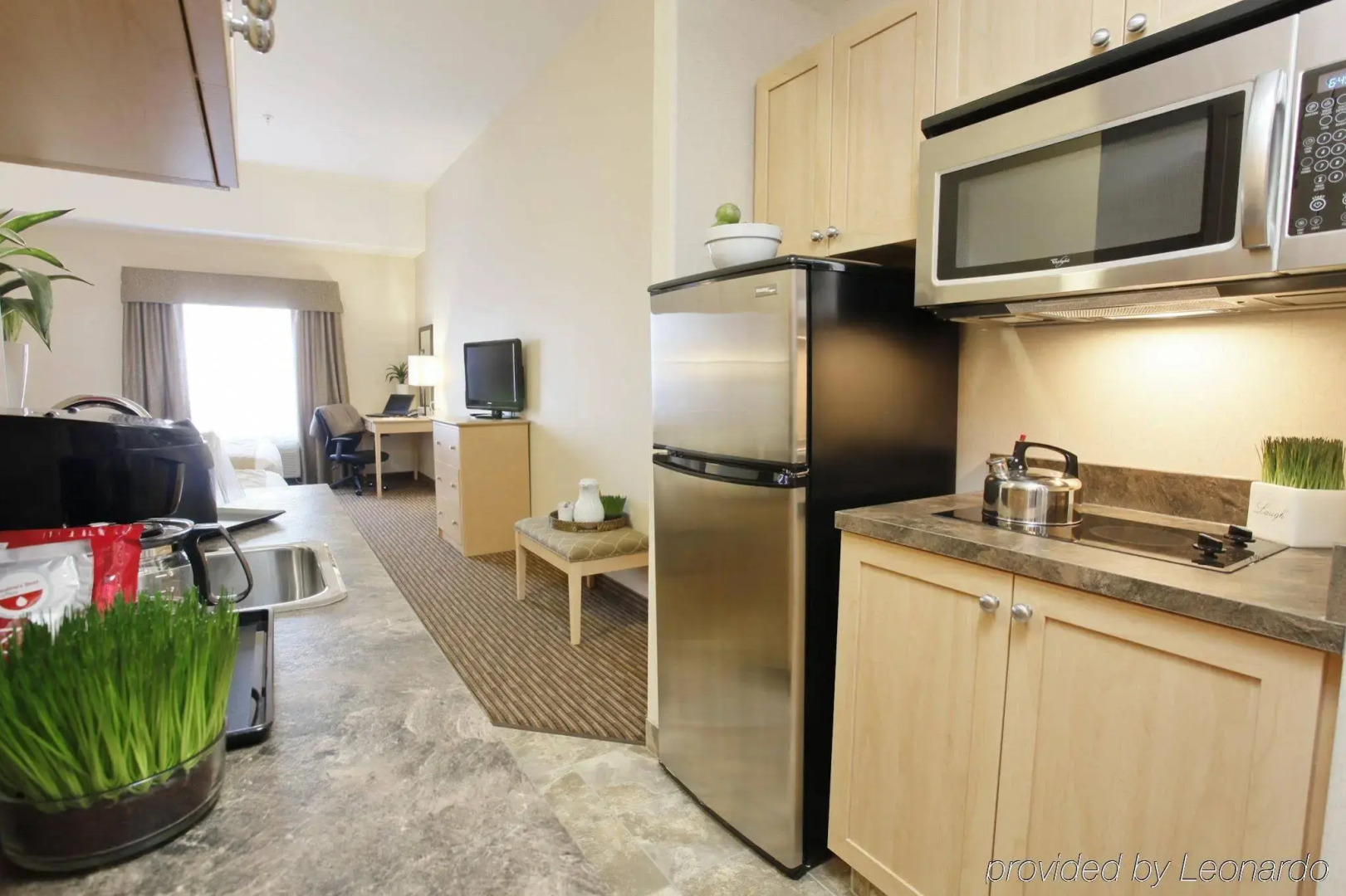 Vegreville Suites
