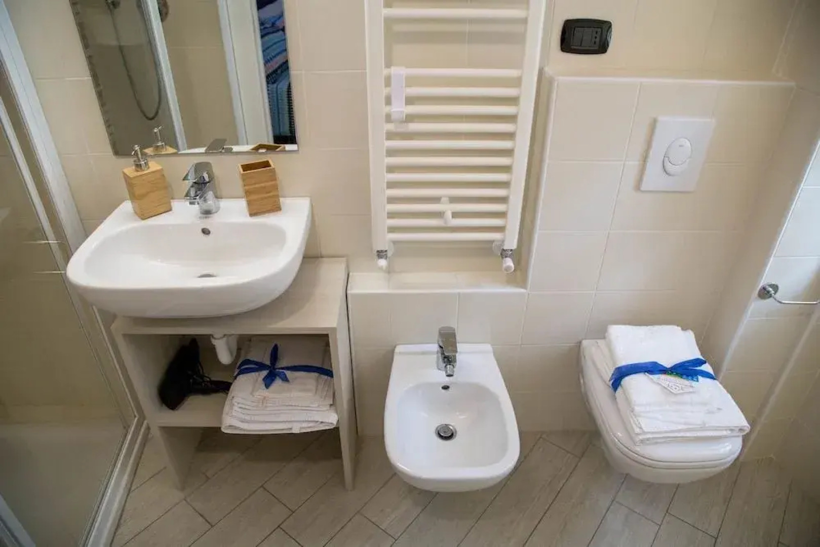 Bel Sorriso Varese - Dormire Felice Rooms & Apartments