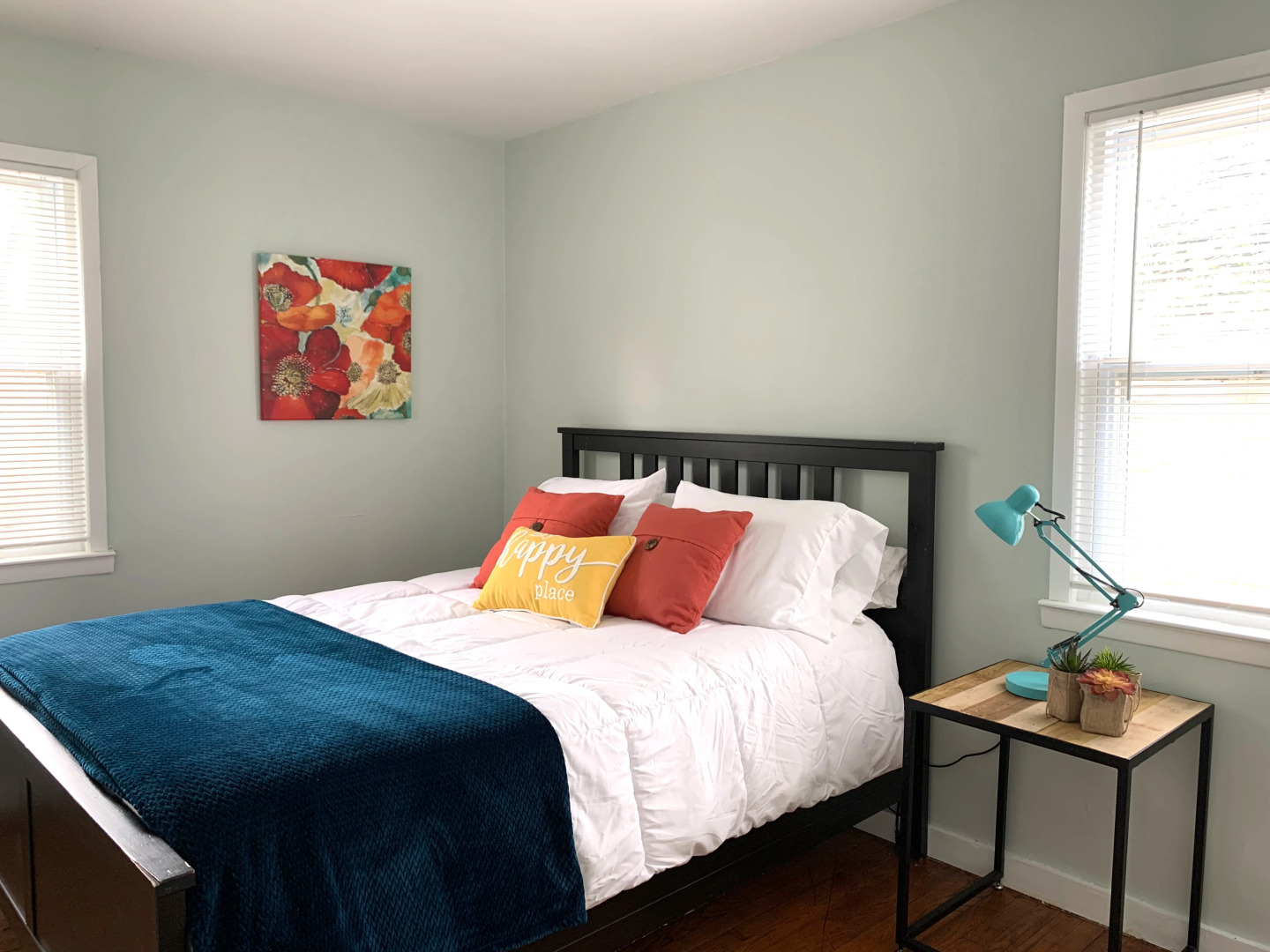 Colorful and Stylish Retreat - 5 Min To GM