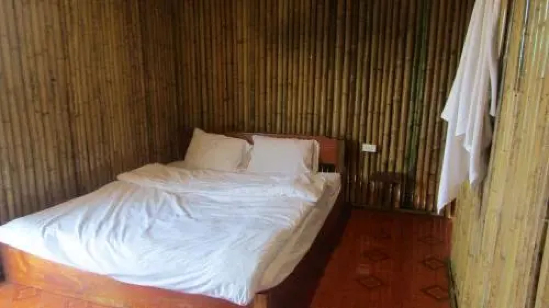 Chomdoy Bungalow & Restaurant