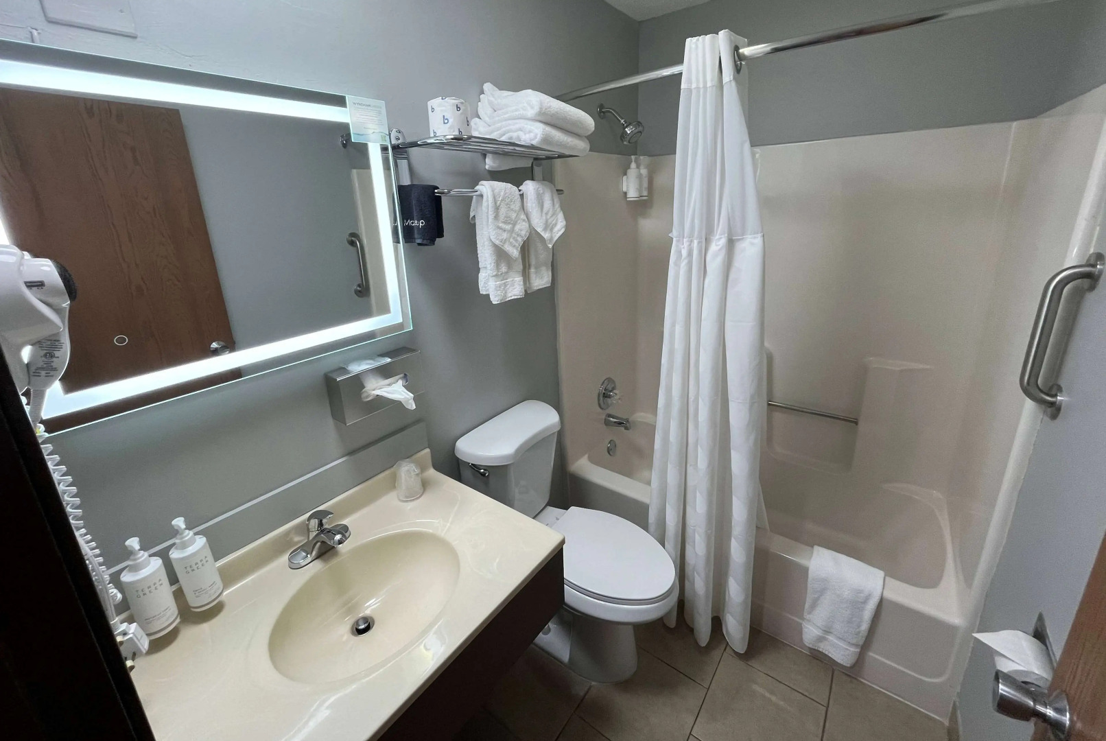 Super 8 by Wyndham Emporia