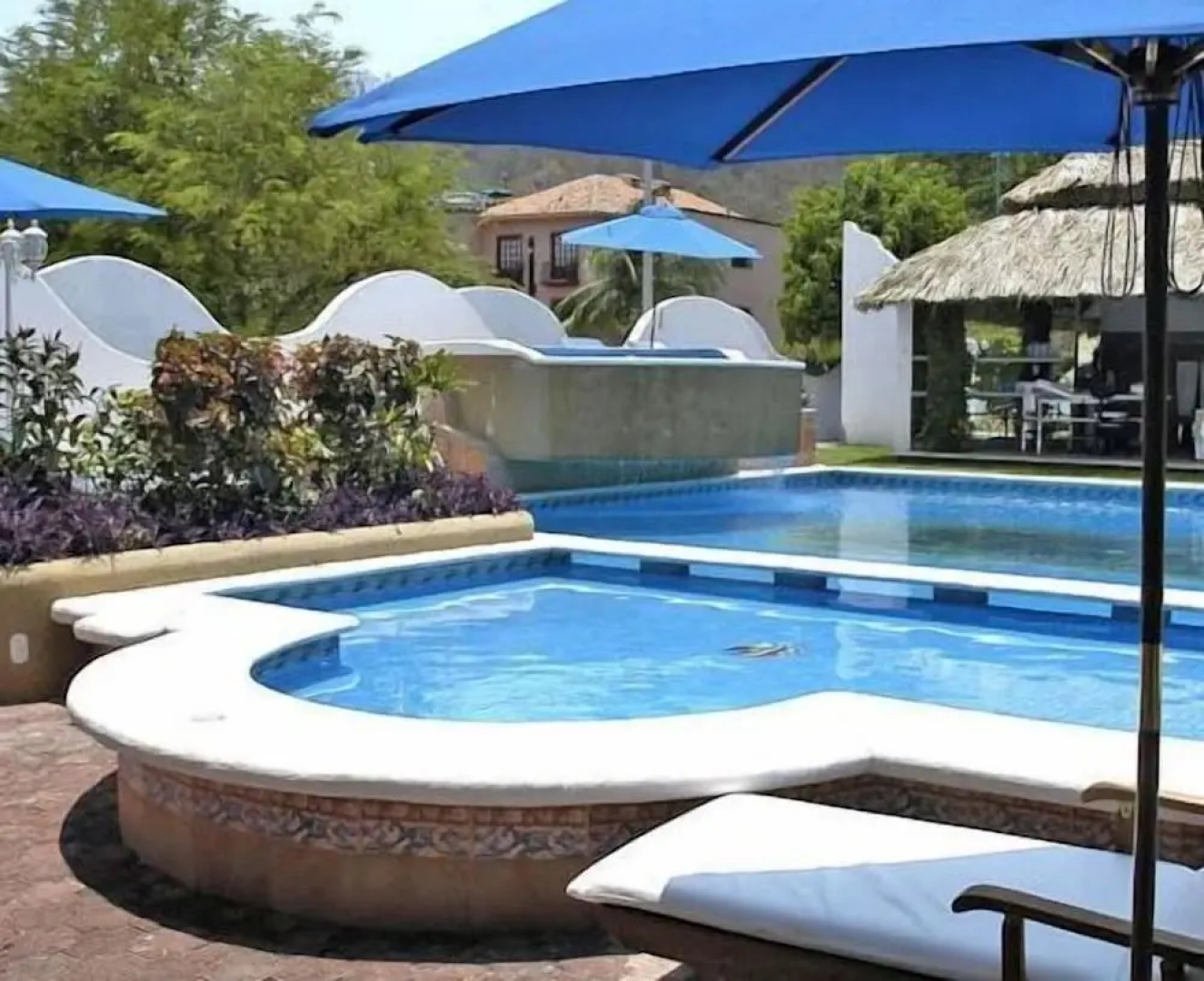 Canadian Resorts Huatulco