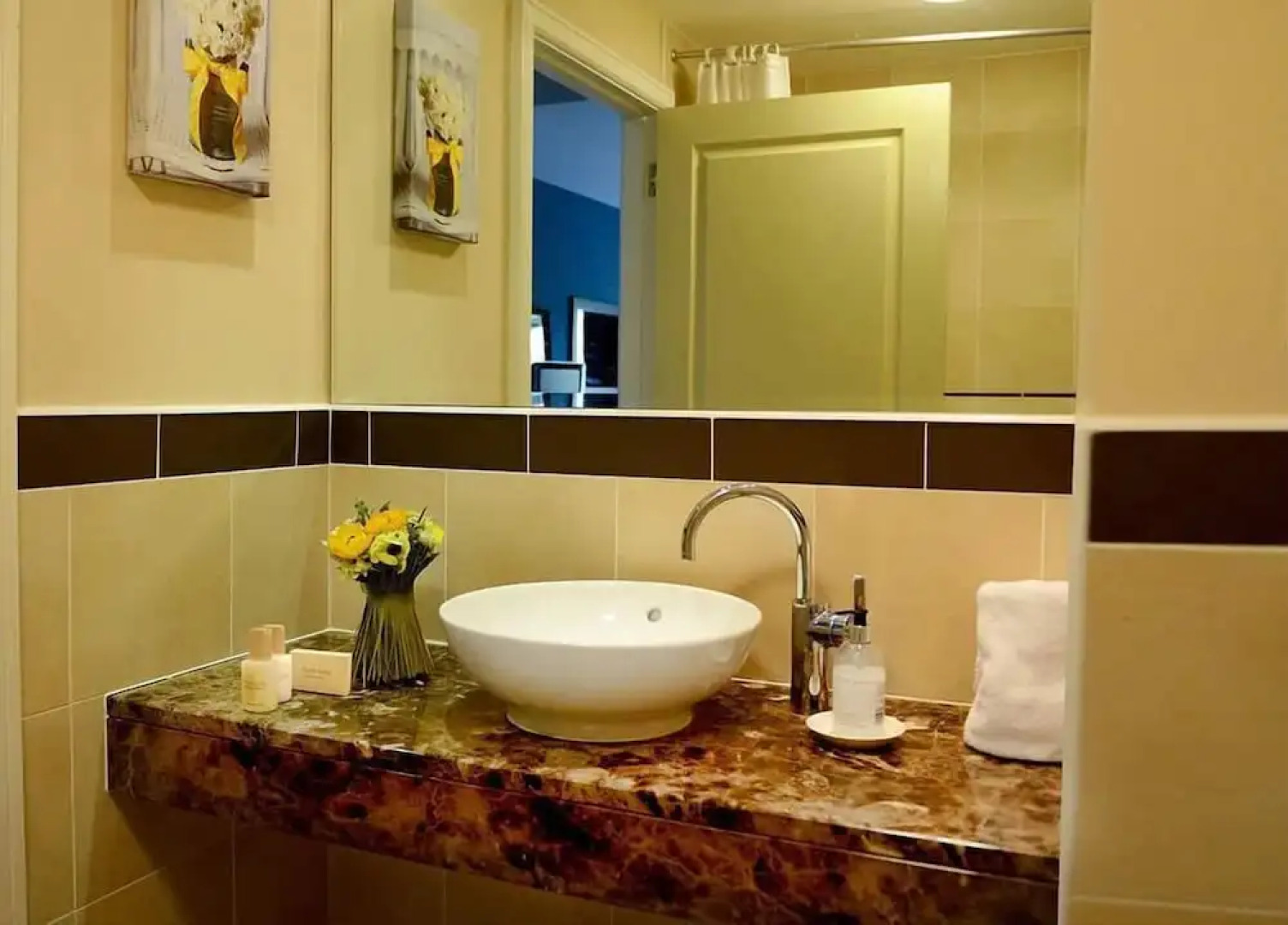 Burren Atlantic Hotel & Holiday Village