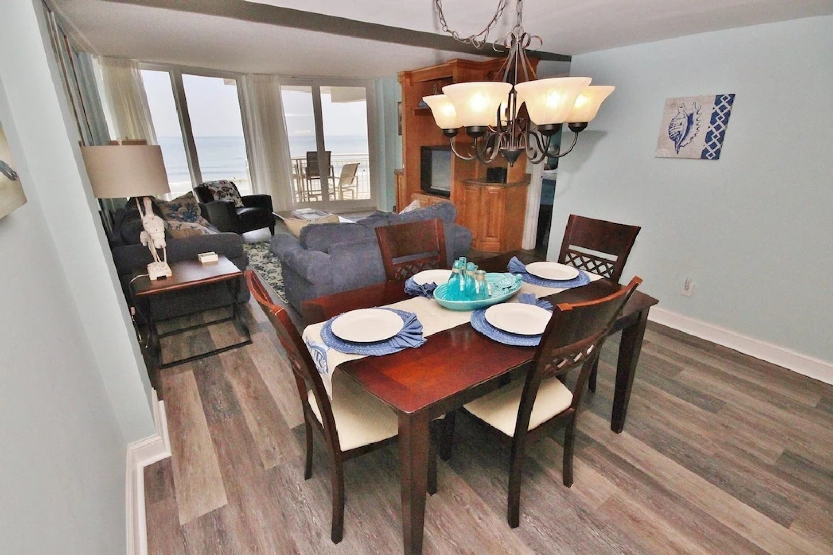 Daytona White Surf 405 Apartment 2