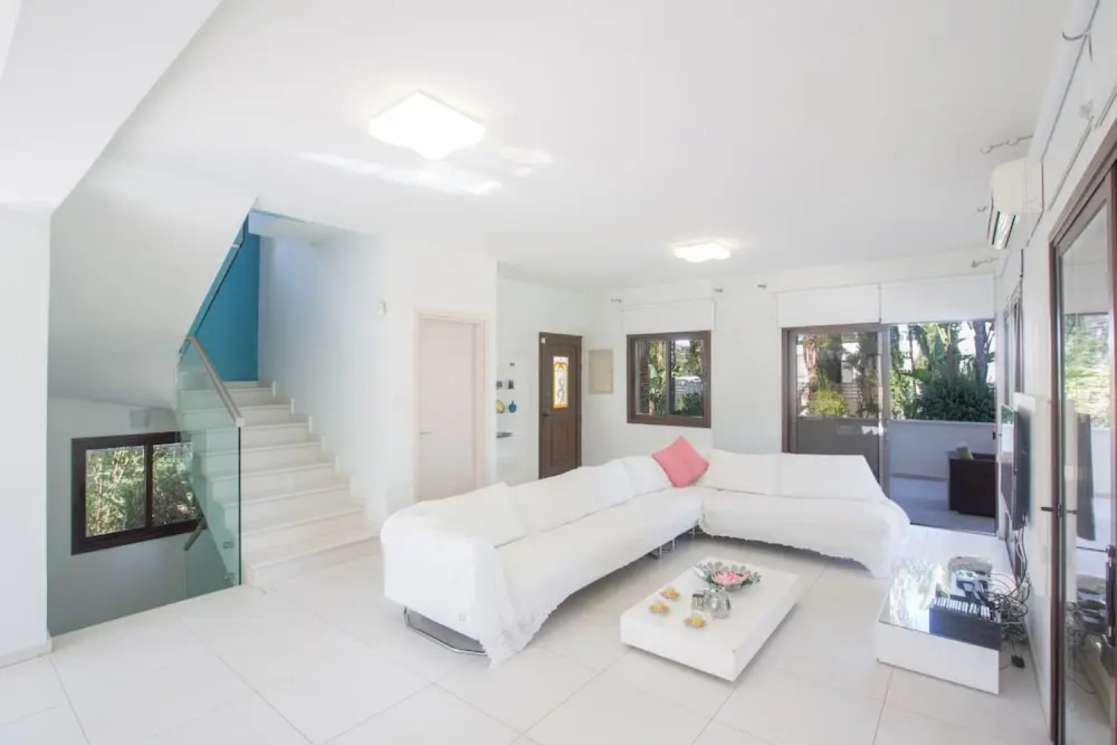 Protaras Holiday Villa De1