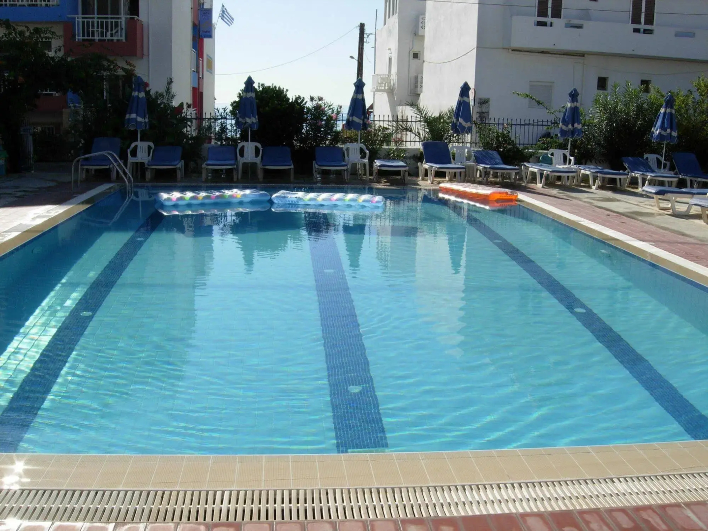 Philippos Studios & Apartments