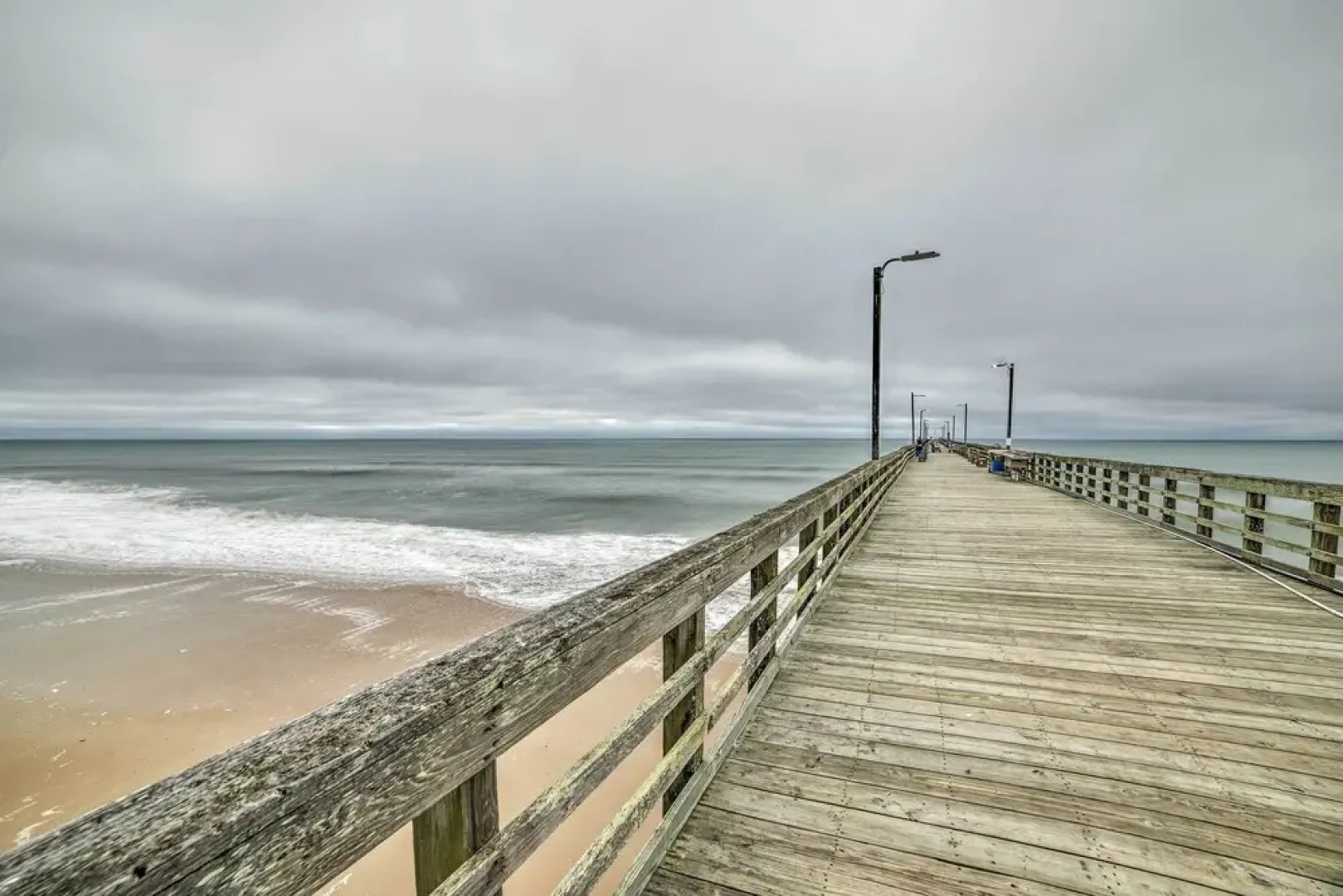 Oceanfront Topsail Beach Retreat - Steps to Shore!