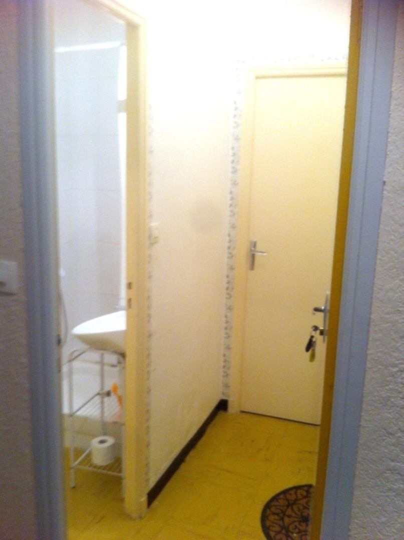 Studio in Rennes les Bains, With Wonderful Mountain View and Balcony