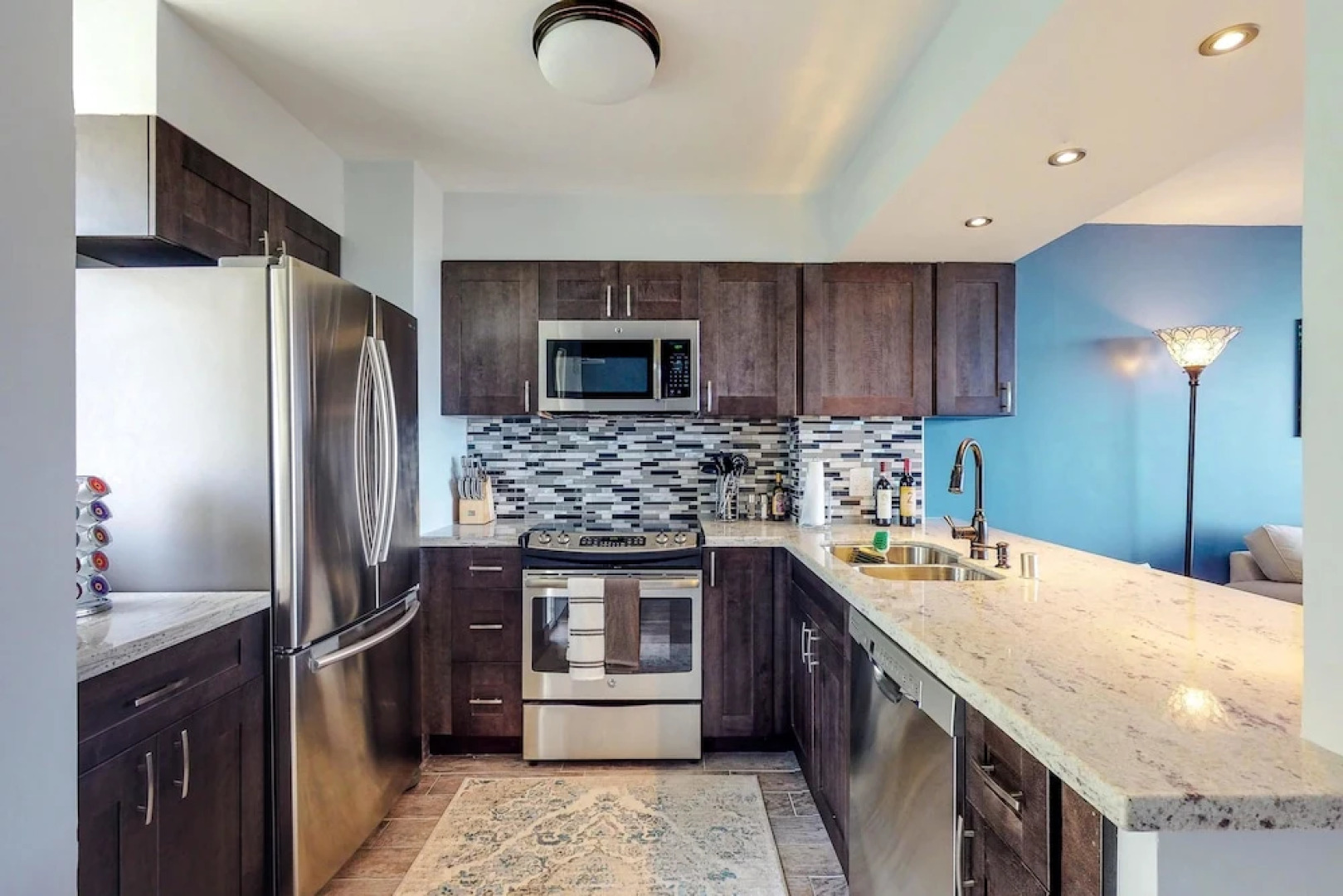 Makaha Valley Towers