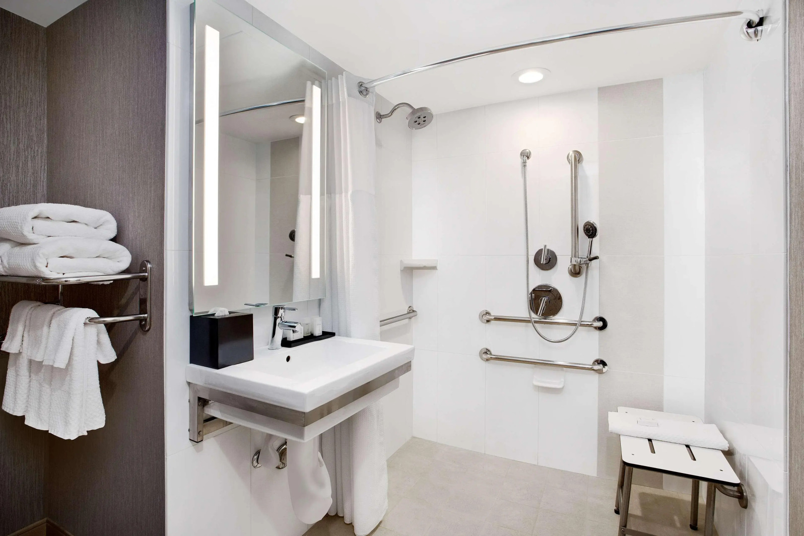 Embassy Suites by Hilton Orlando International Dr Conv Ctr