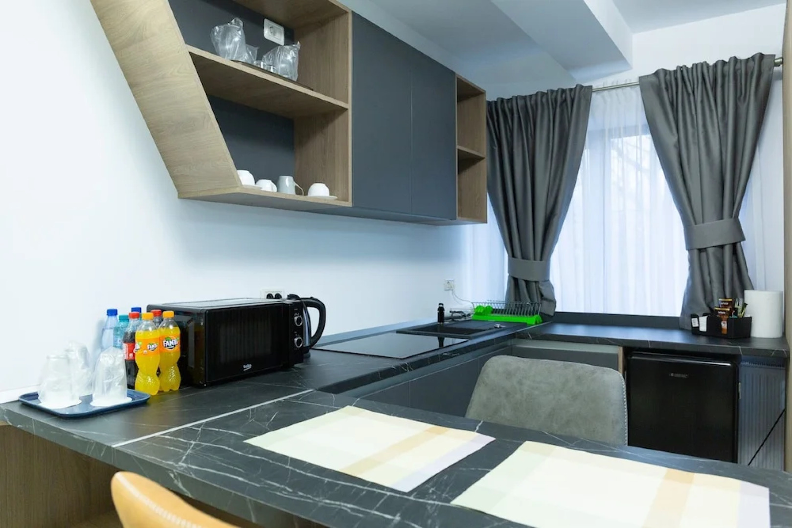 Frasin Studios-6 km to Voronet Monastery