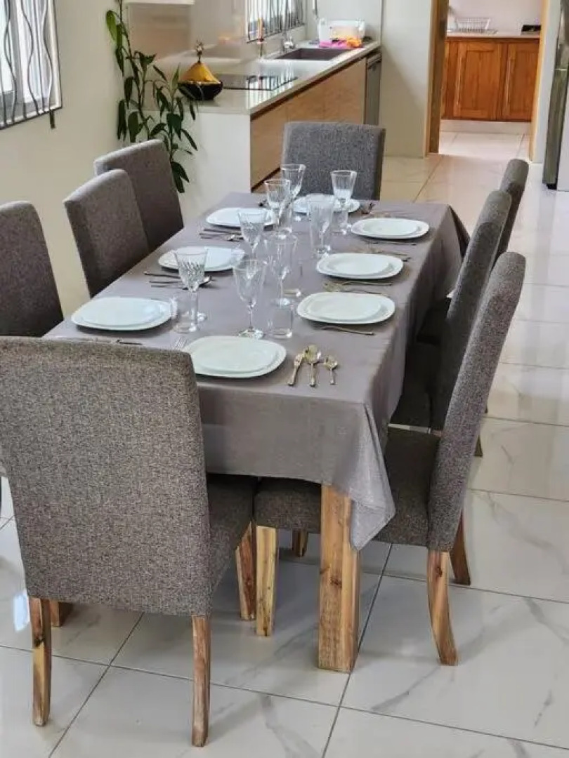 luxury cheerful 4 bedrooms villa in Calodyne