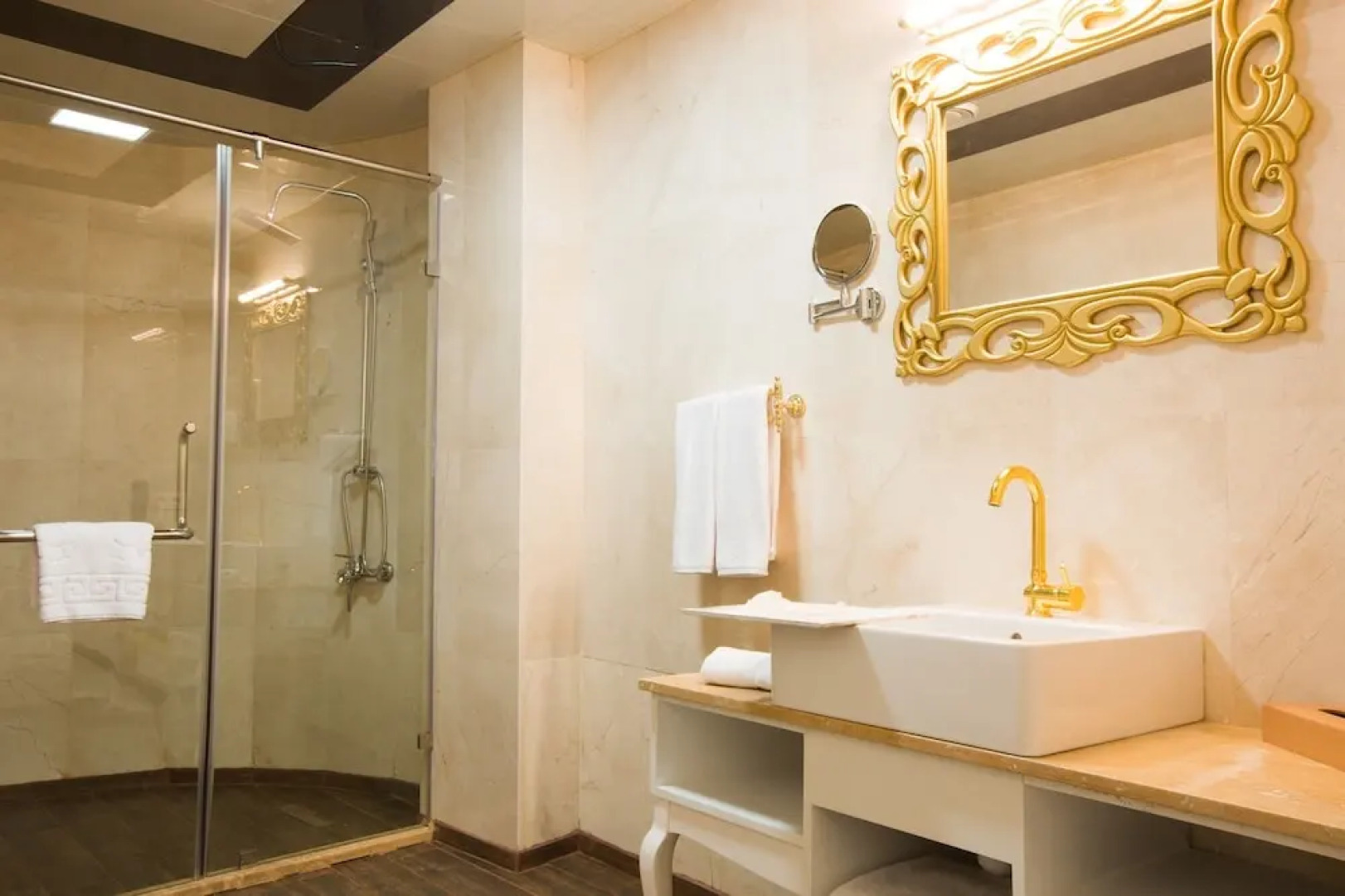 Sumgayit Plaza Hotel