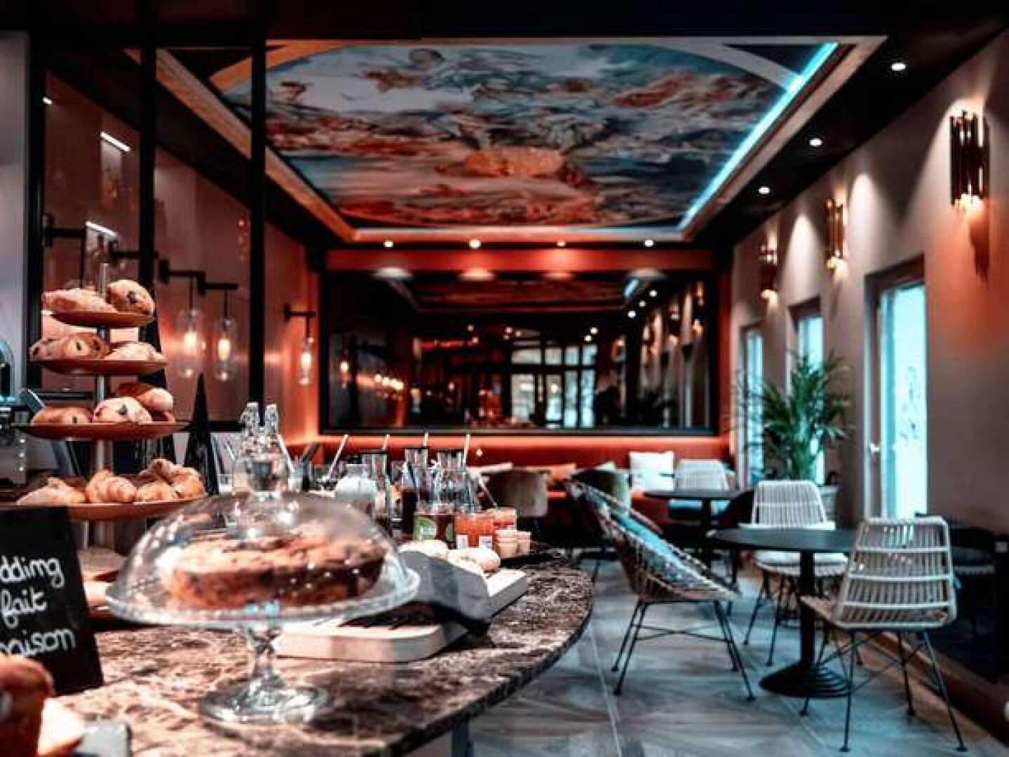 The Fremont Plaza Hotel