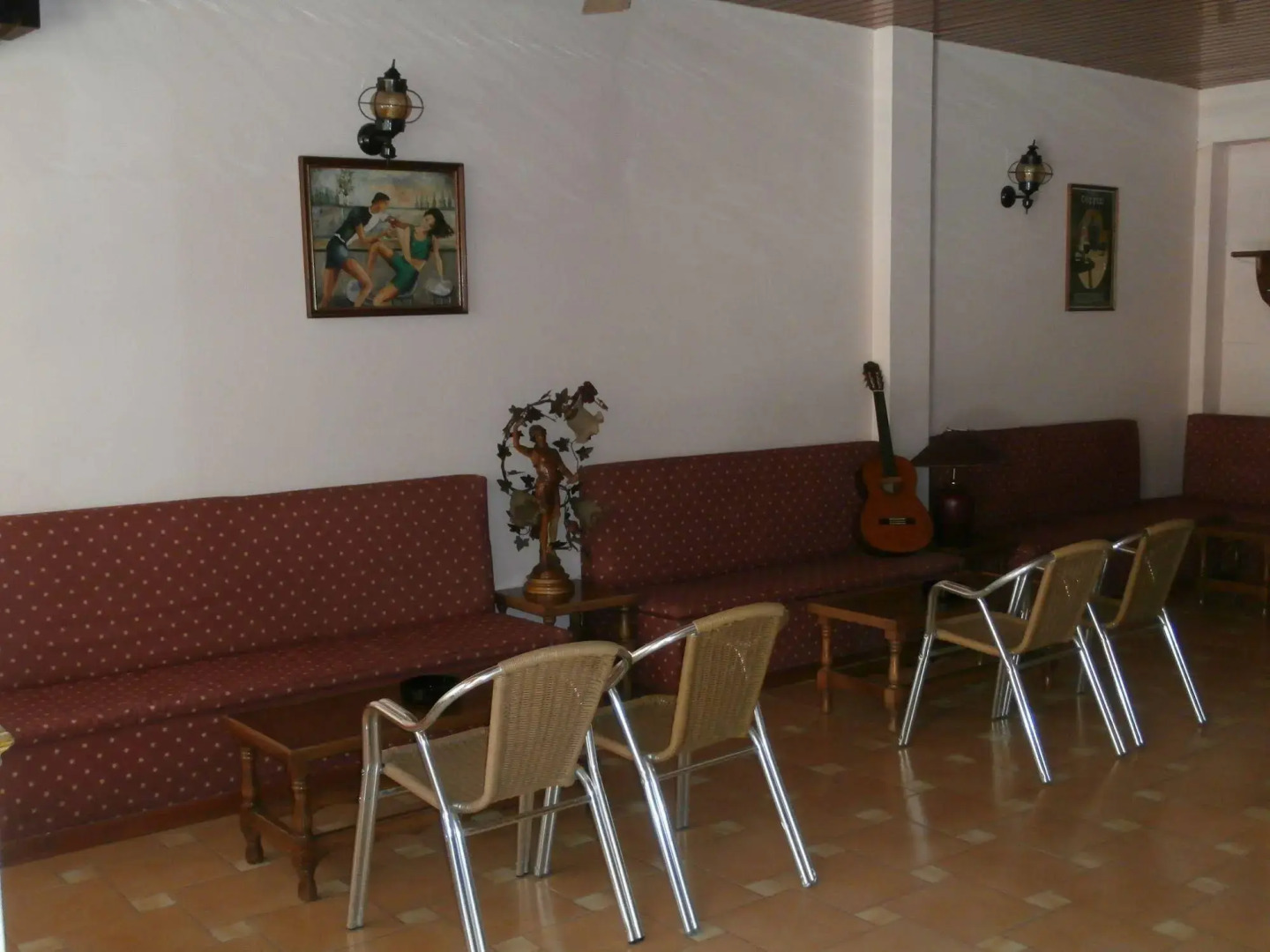 River Studios & Apartments