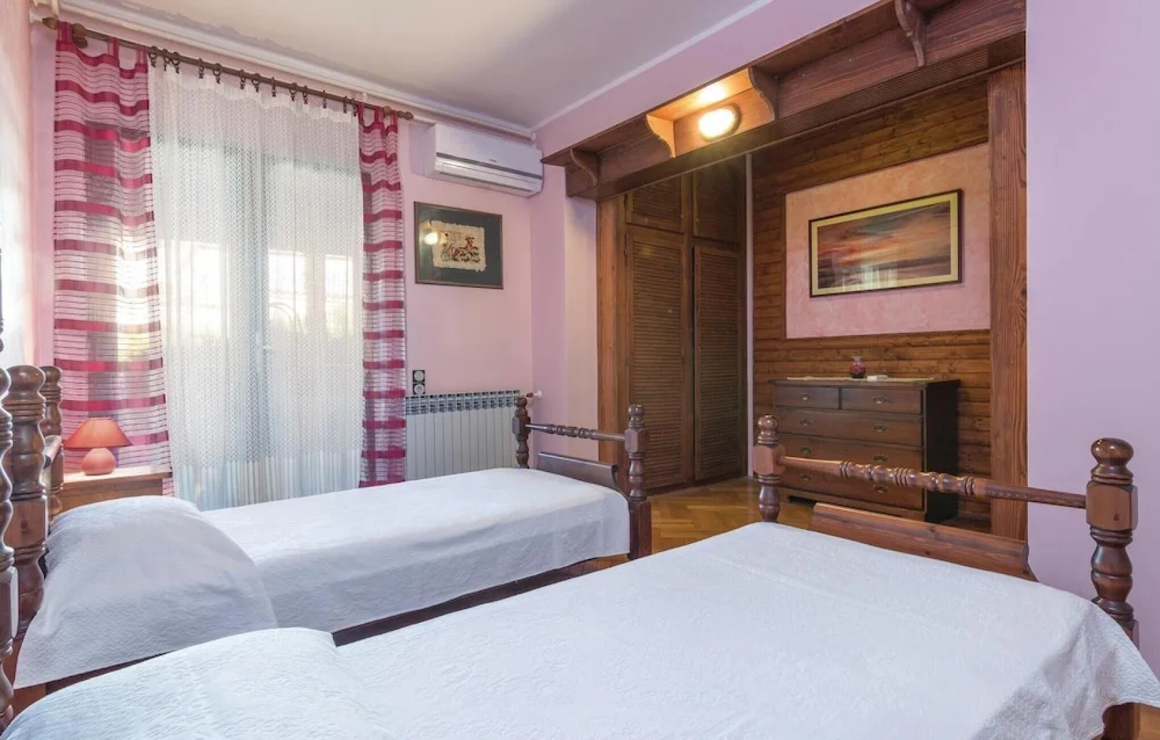 Awesome Home in Pula with WiFi, Hot Tub & Sauna