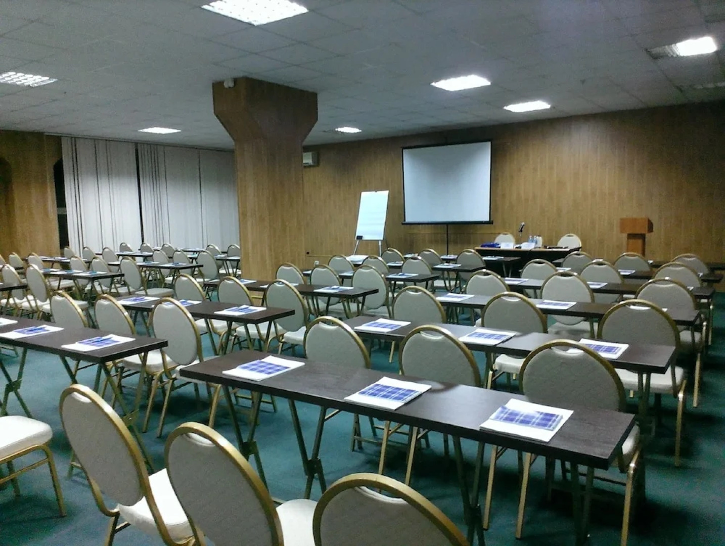 Гостиница Мирный курорт