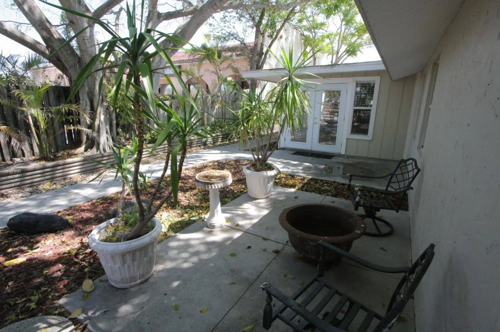 Siesta Gardens by RVA