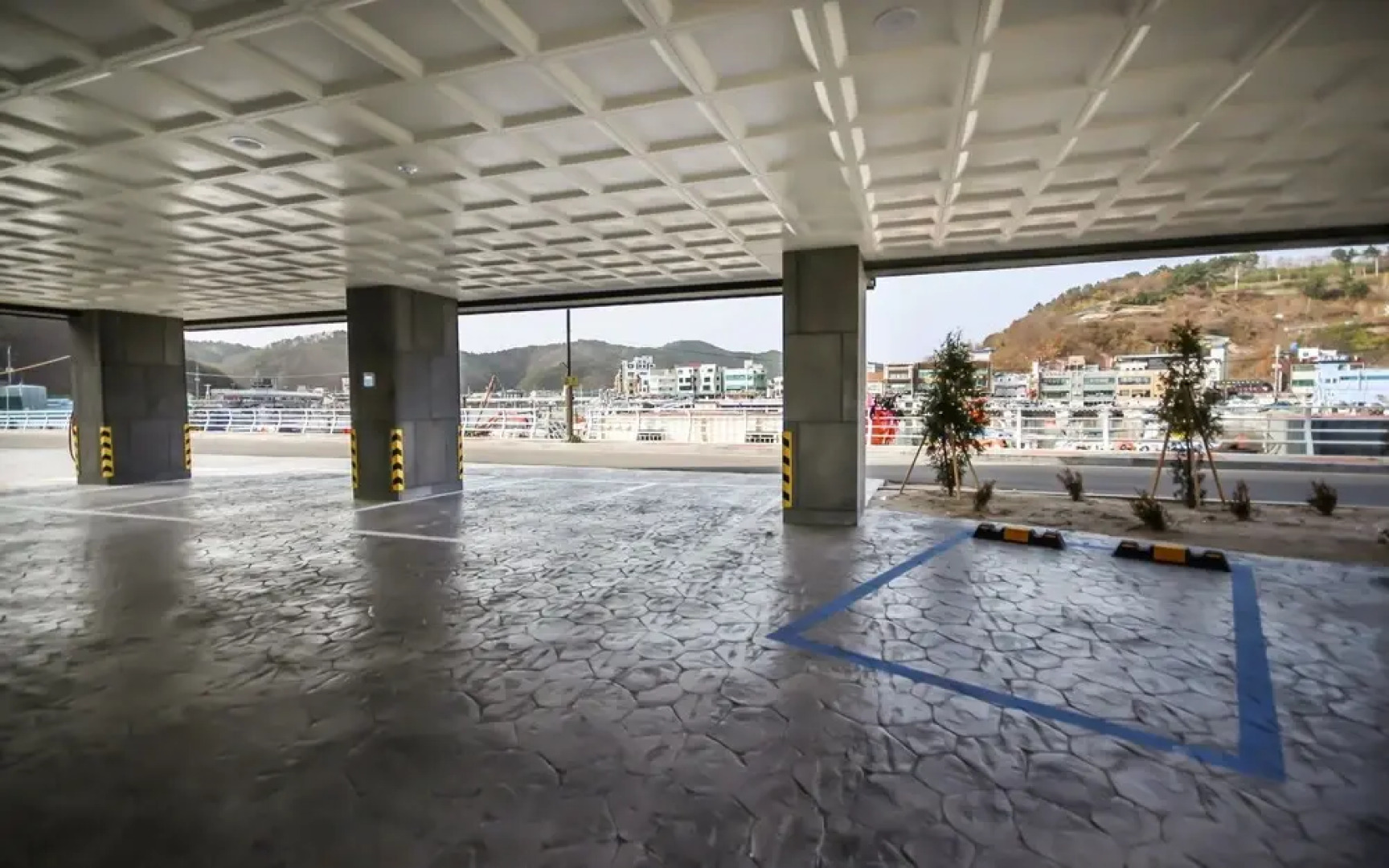 Yeongdeok Gangguhang Cloud Hotel