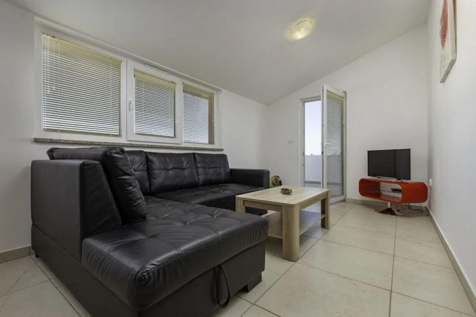 Comfort apartments with pool in Medulin