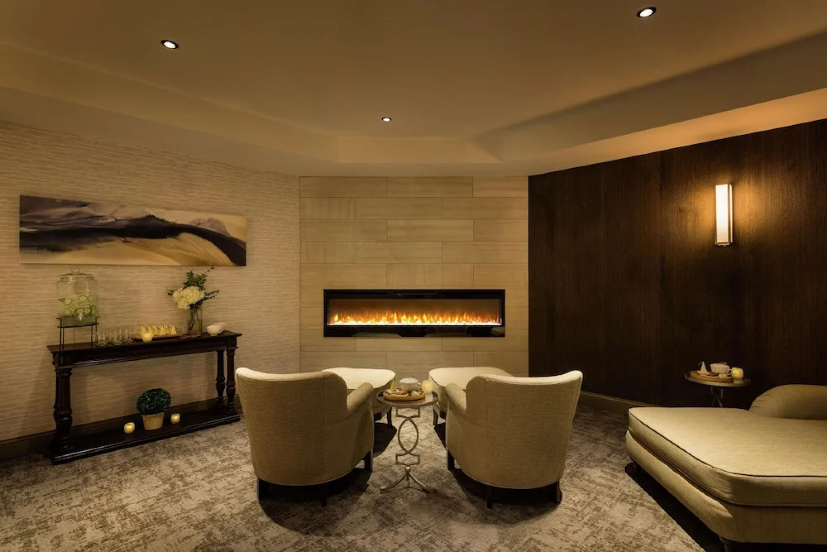 Hotel Saranac, Curio Collection by Hilton