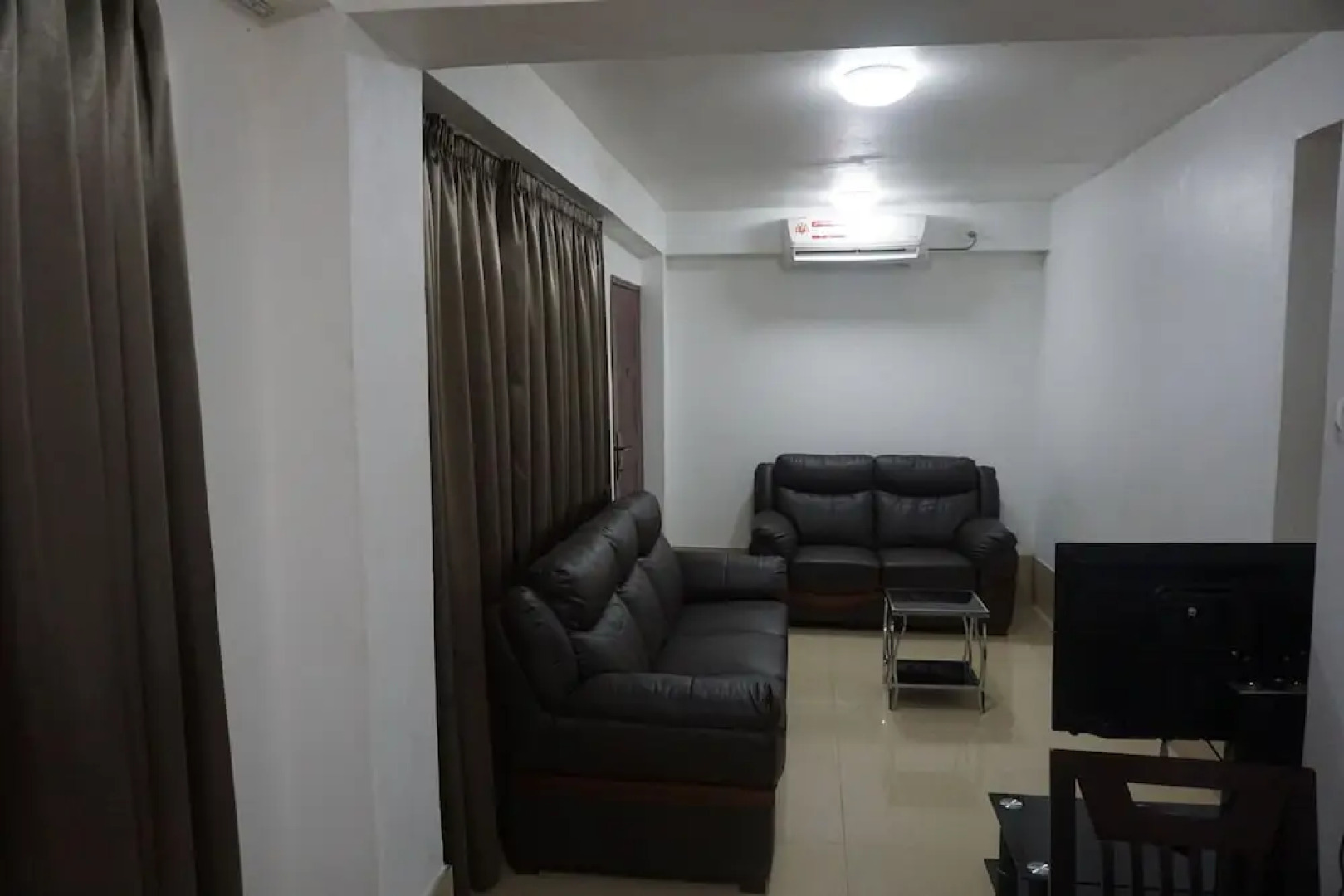 One Bedroom House HHF-40-6-1