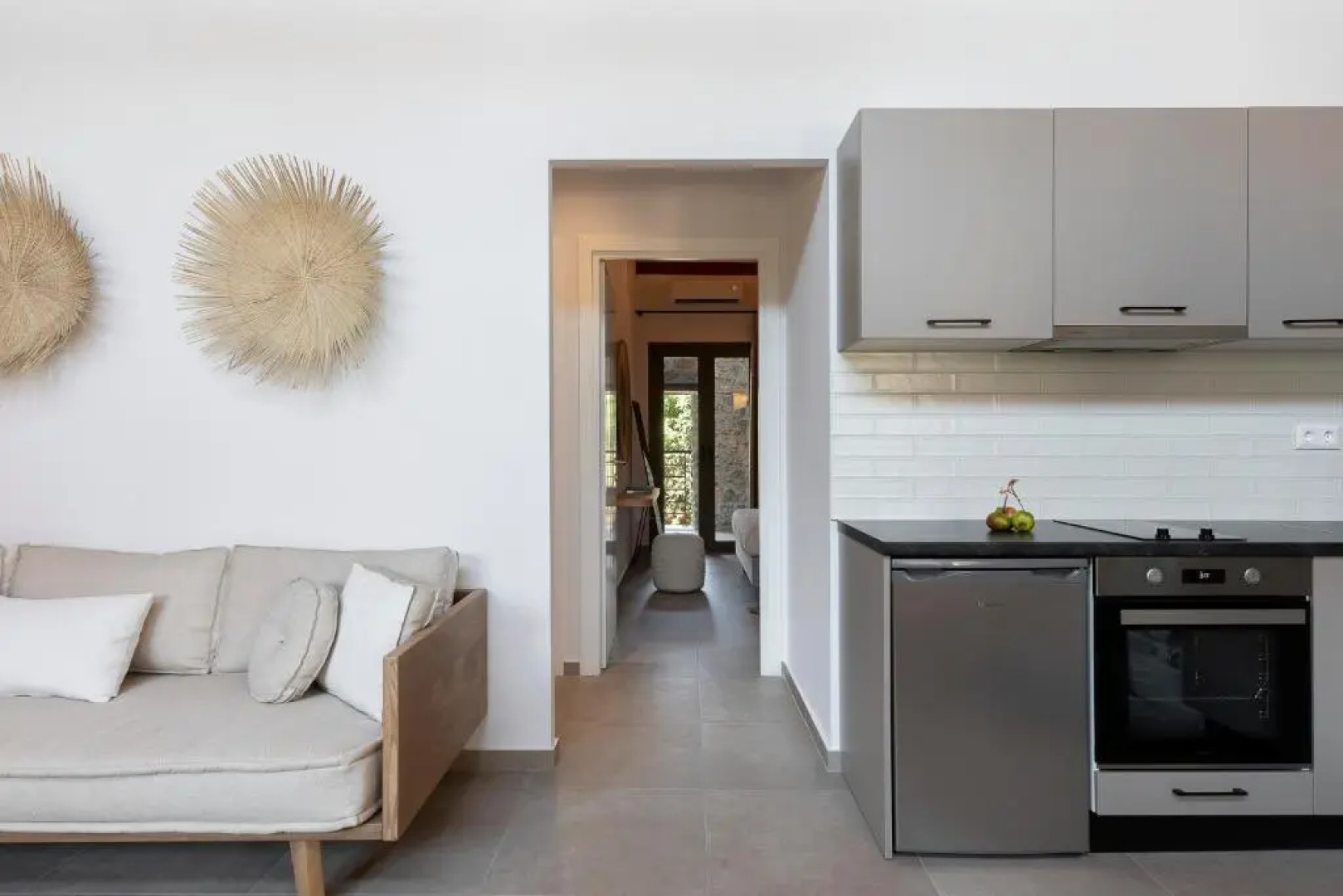 Lichnos Luxury Suites