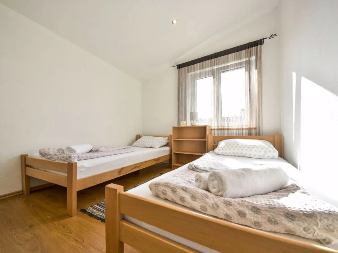 Apartment Angelina Karlobag 12044