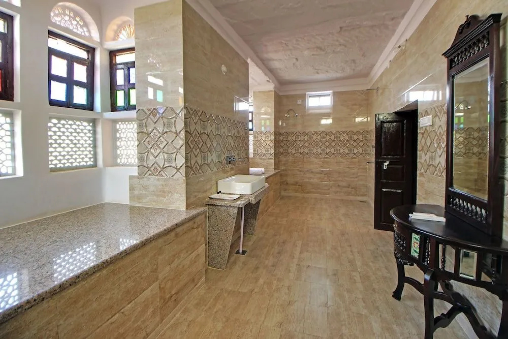 Jawai Castle Resort - A Heritage Hotel in Jawai Leopard Reserve