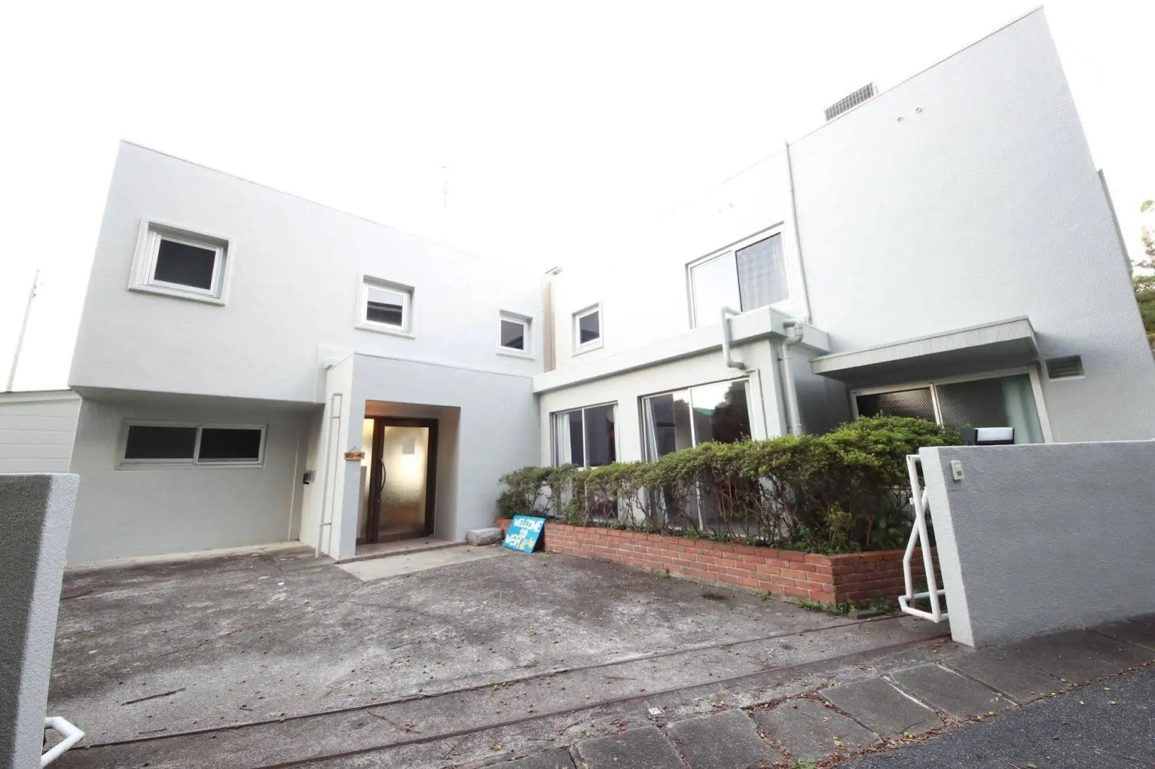 Shirahama White Beach House