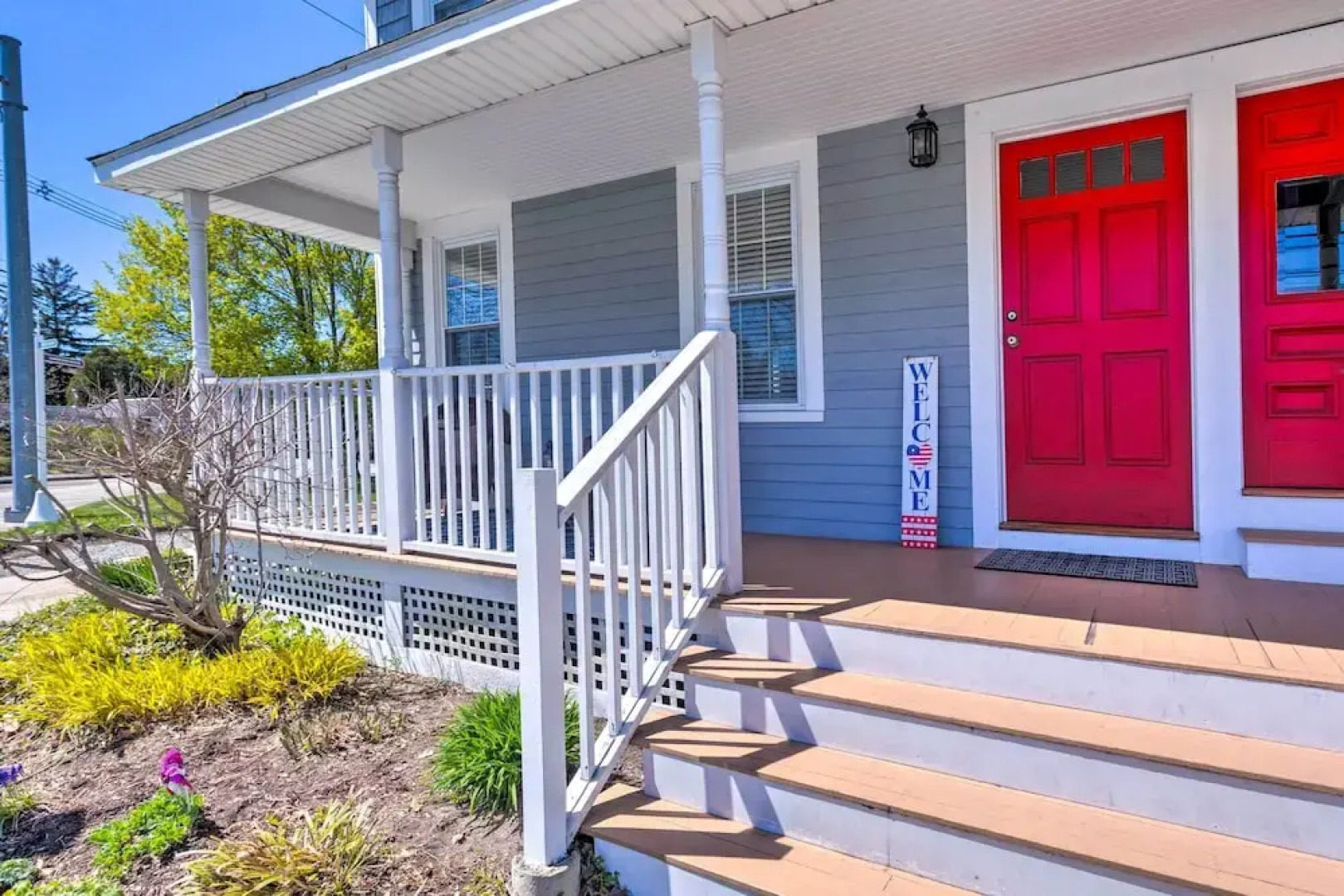 Mystic Refuge w/ Patio < 1 Mi to Downtown!