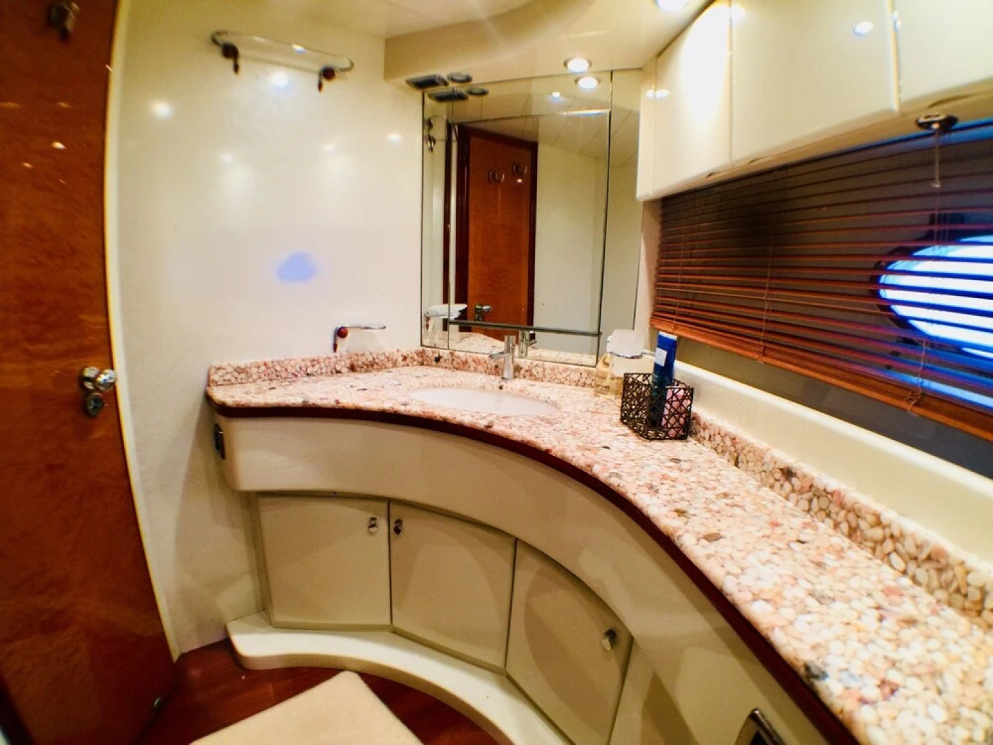 Easyacht Boat & Breakfast