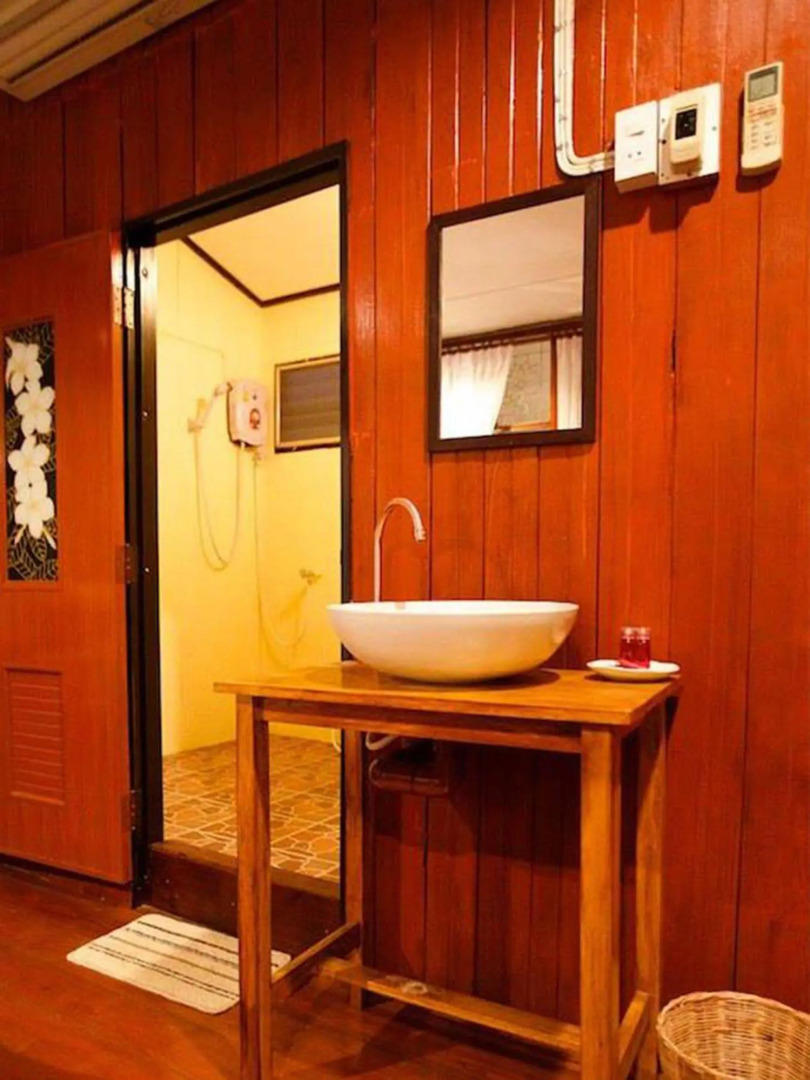 艾丽旅馆(Aree Guesthouse)