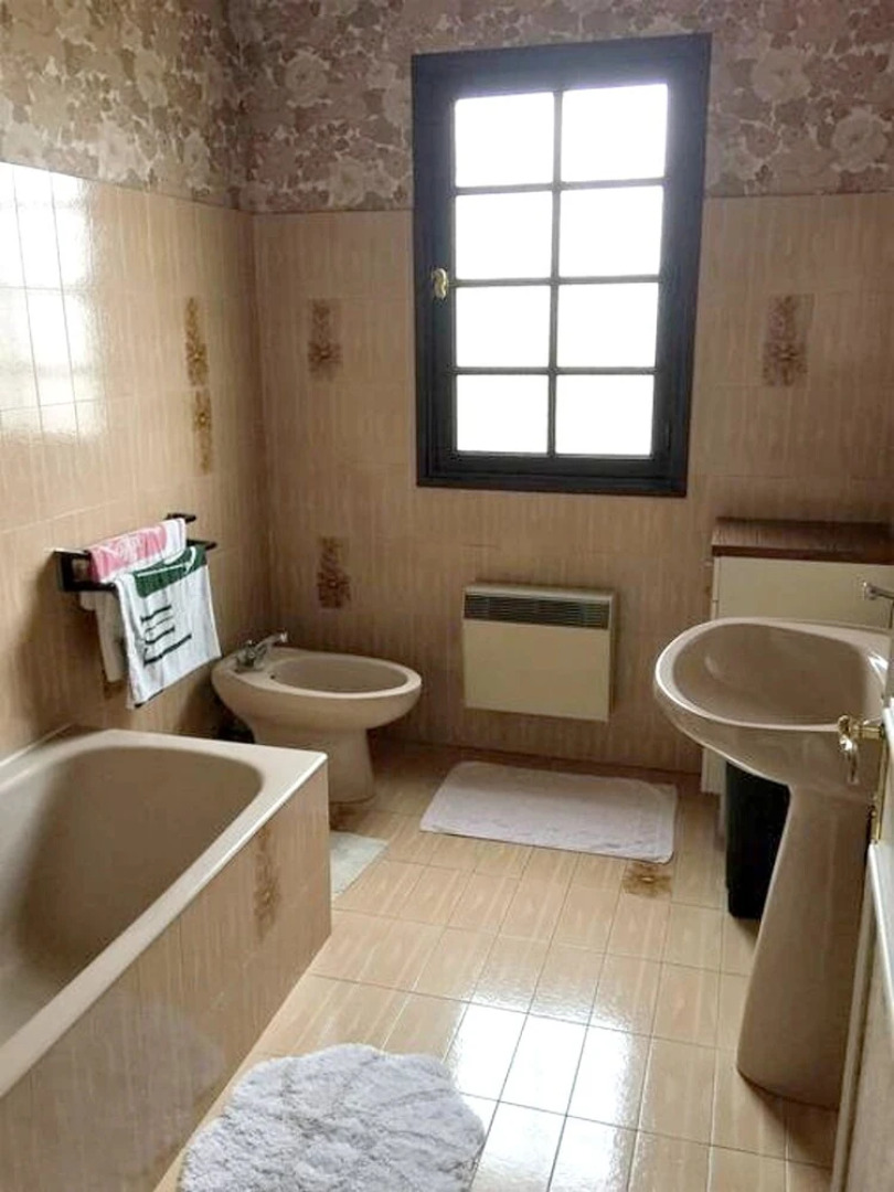 House With 3 Bedrooms in Montady, With Wonderful City View and Enclose