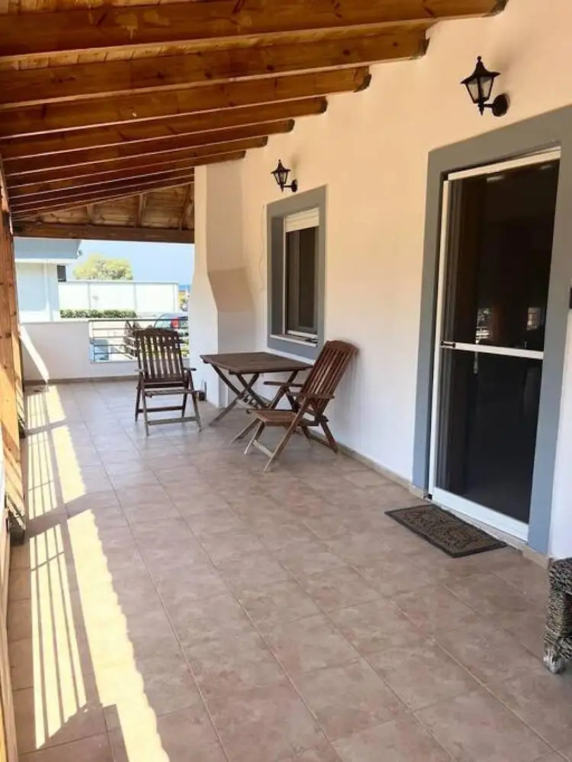 Seaside House in Psatha