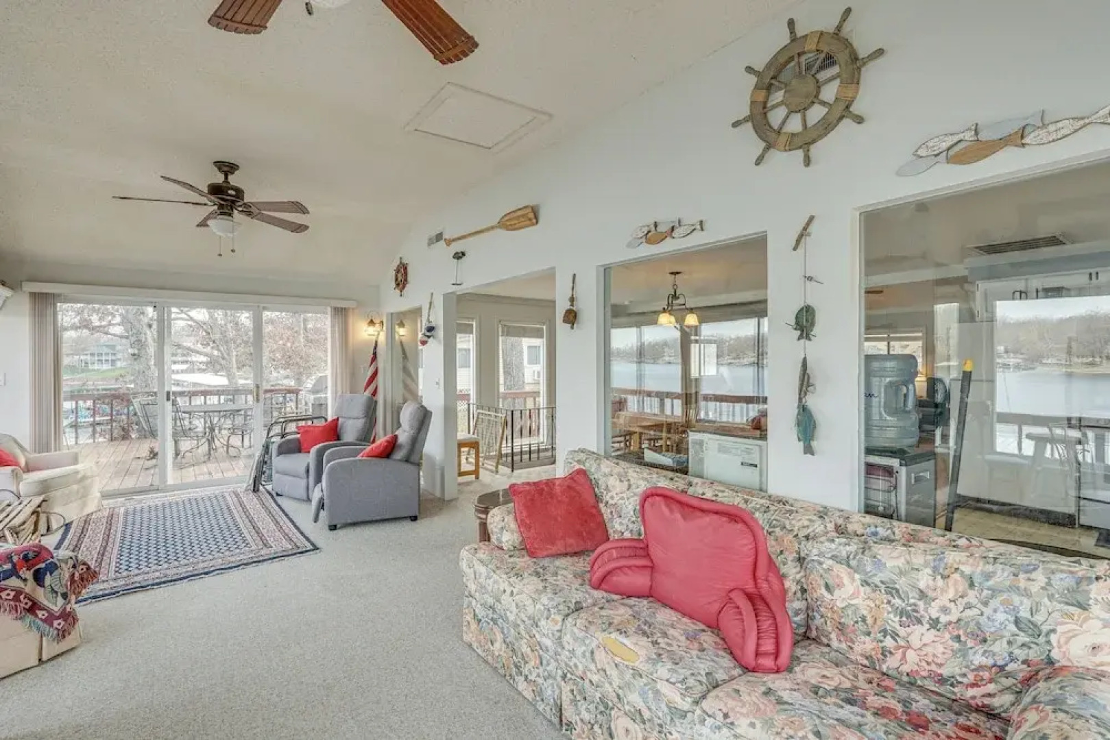 Private Dock: Lake of the Ozarks Hideaway!