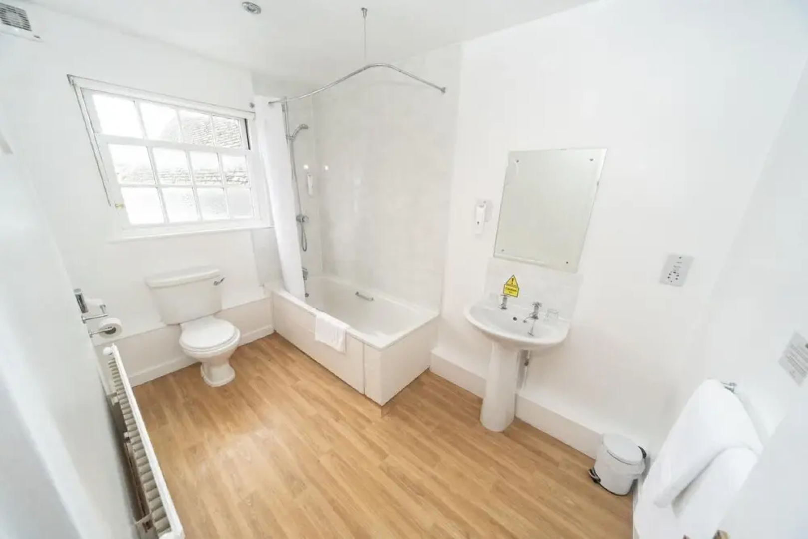 Cock Hotel Stony Stratford by Greene King Inns