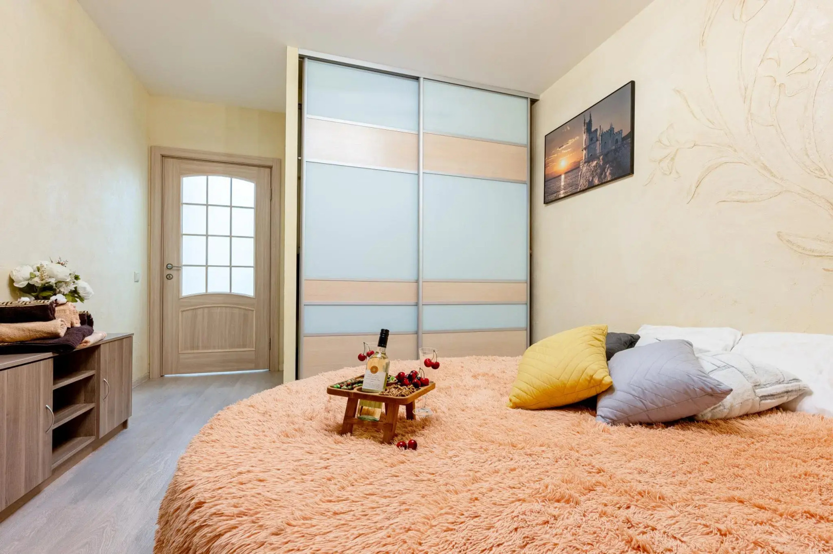 Апартаменты на улице Федора Абрамова 8